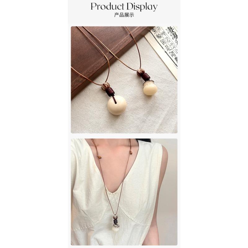 Vintage New Chinese Ethnic Style Bodhi Peace Buckle Pendant Long Sweater Necklace For Women