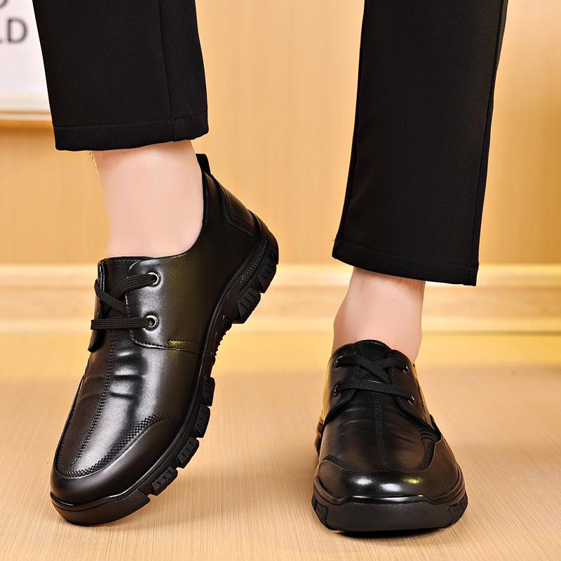 

Кожаная обувь мужская осенняя кожаная дышащая мягкая подошва нескользящая повседневная обувь для мужчин среднего возраста обувь для отца 44