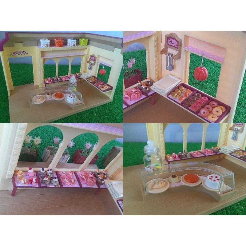 Used Sylvanian Families Forest Cake Shop