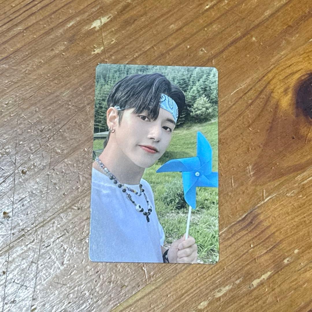 [USED] ATEEZ Wooyoung Summer Photobook Trading Card