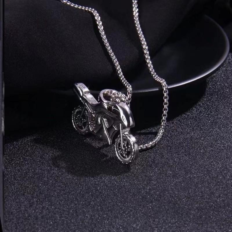 Trendy Unisex Retro Hip-Hop Motorcycle Pendant Necklace