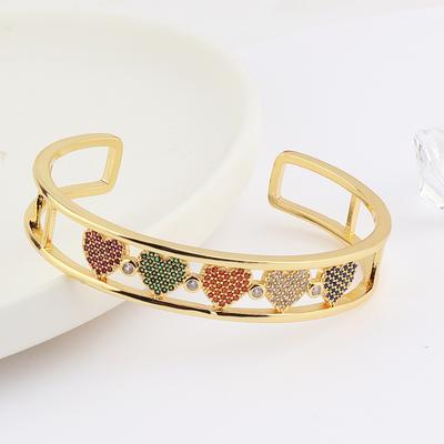 Gold gefüllt schöne Liebhaber Armbänder Kupfer Zirkon Herzform Manschette verstellbare Armreifen Golden für Frau Party Hochzeit Schmuck