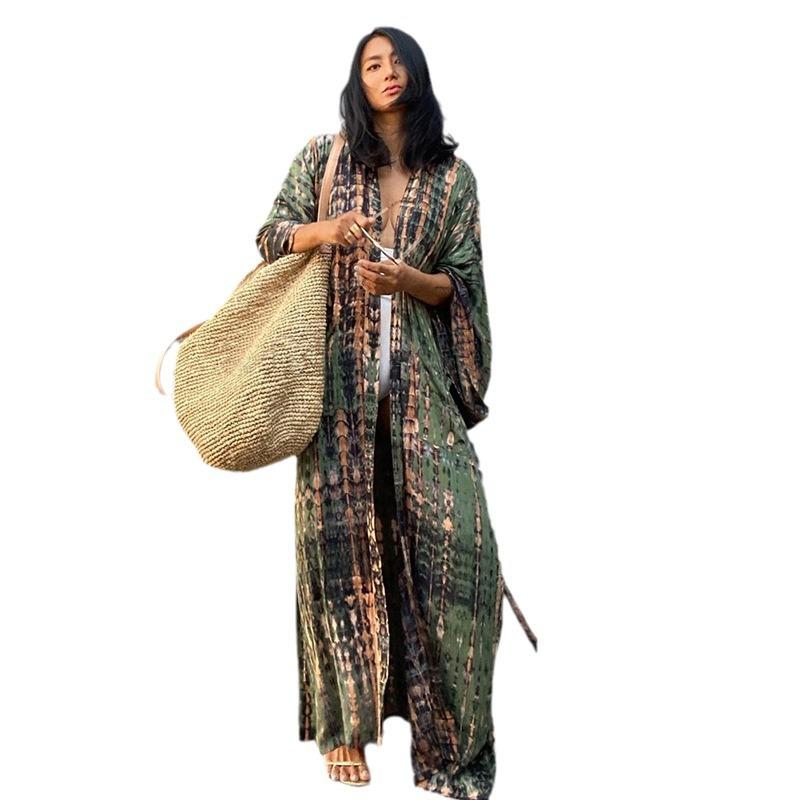 Cotton printed holiday wide sunscreen shirt, beach jacket, bikini blouse, swimsuit and long cardigan.