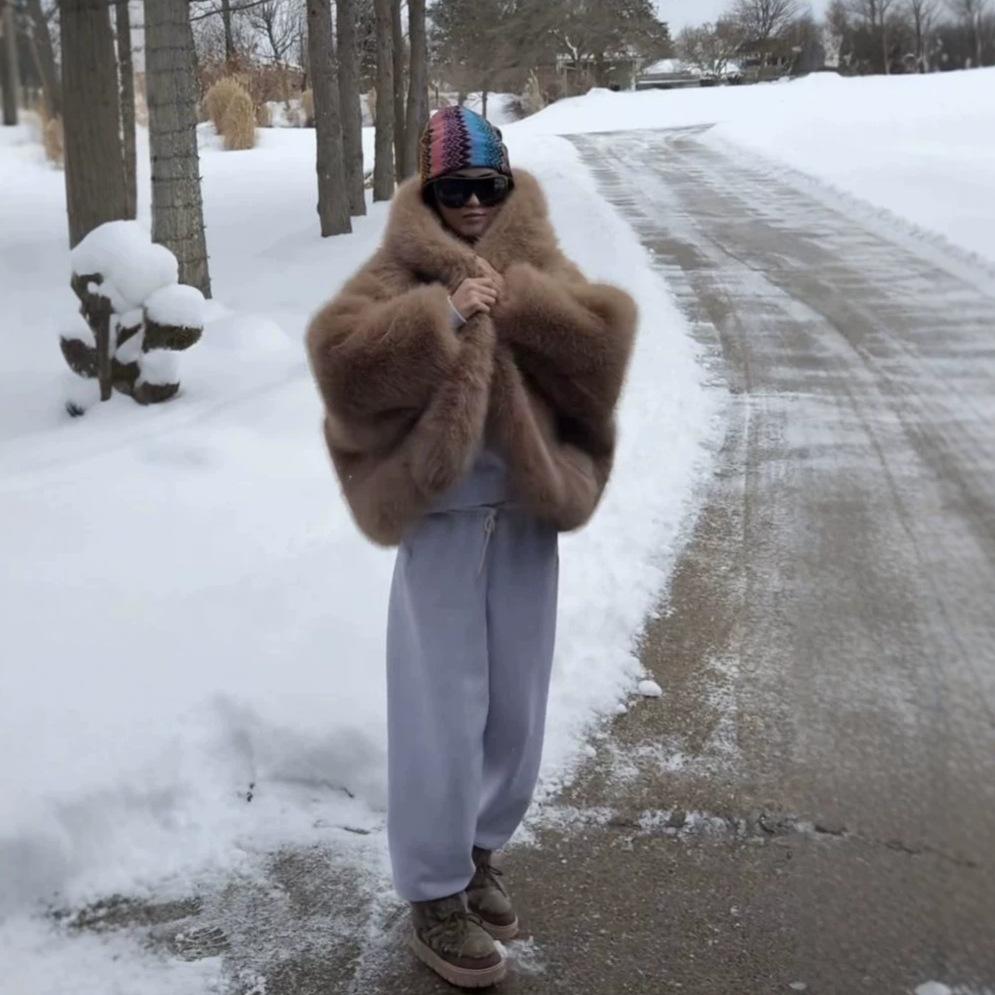 European and American fox fur coat women's autumn and winter hooded fur coat short Ins wind imitation fur coat