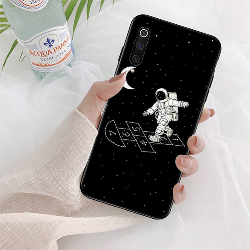 Moon Astronaut Phone Case for Xiaomi Mi 5 6 8 9 10 Lite Pro SE Mix 2s 3 F1 Max2 3