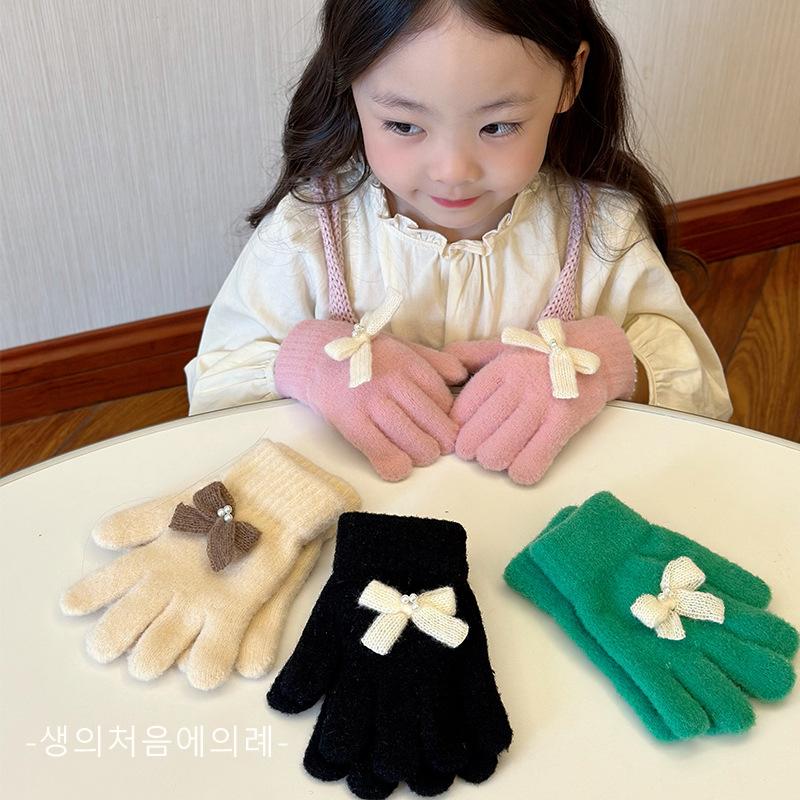 Bow Children's Gloves Sweet Koran Knit Winter Gloves for Girls Warm Cold-Proof Mittens with Fashion Design Cute Kids Wear
