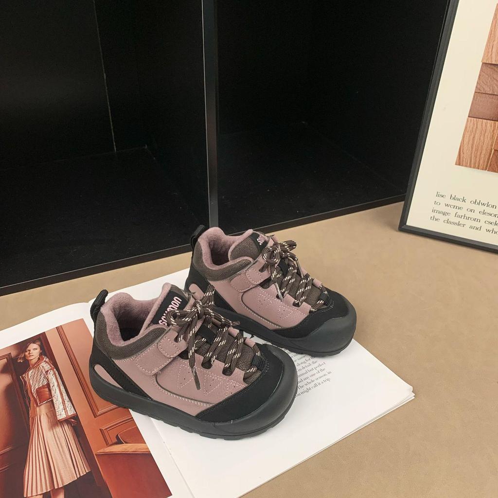 2025 Winter Kids' Fleece-Lined Non-Slip Sports Shoes: Stylish and Versatile for Boys and Girls