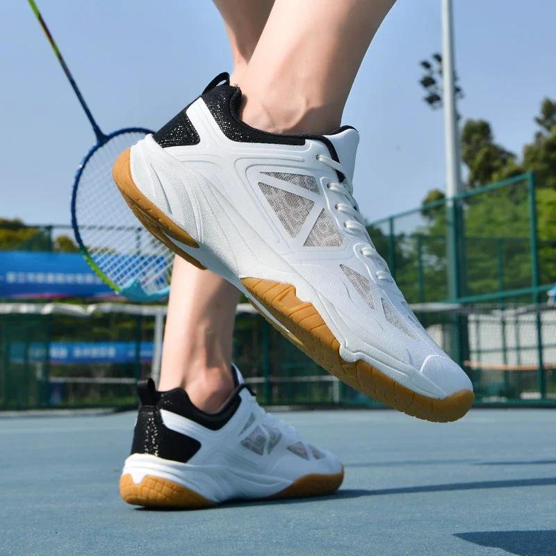 Lightweight Professional Training Badminton Shoes Women Athletic Breathable Casual Sneakers Ladies Non-Slip Sports Tennis Shoes