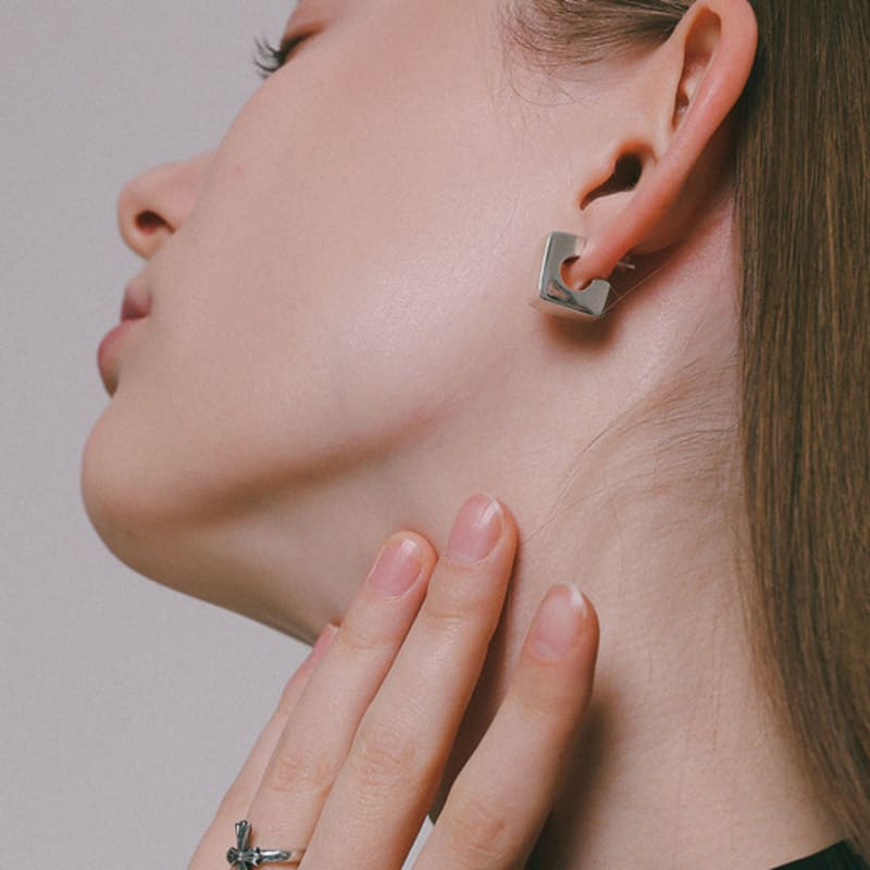 J.Lauren Bold Square Silver Earrings M03980