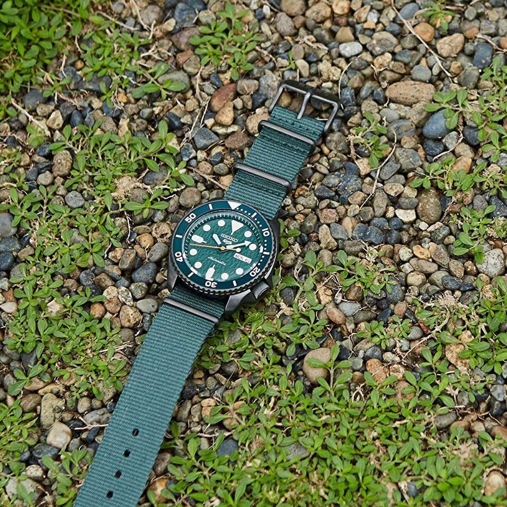 Seiko 5 Sports Men's Analog Automatic Wristwatch 7K1 Green