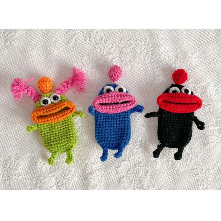 Pull Out Car Keys Cases Bag Funny Cartoon Keychains Pouch Hand Knitting Keys Wallets Organizers for Women and Men