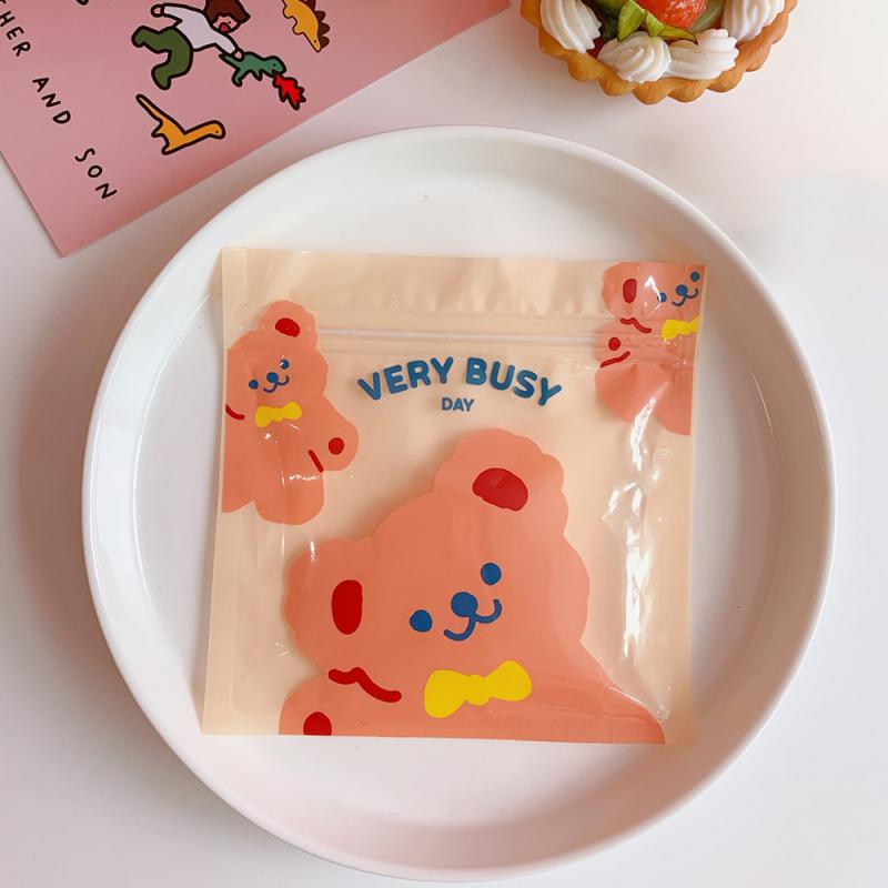 Food Storage Organizer Does Not Take Up Space Easy To Carry 13.5*13.5cm Plastic Cute Cartoon Snack Bag Creative And Cute 4.2g