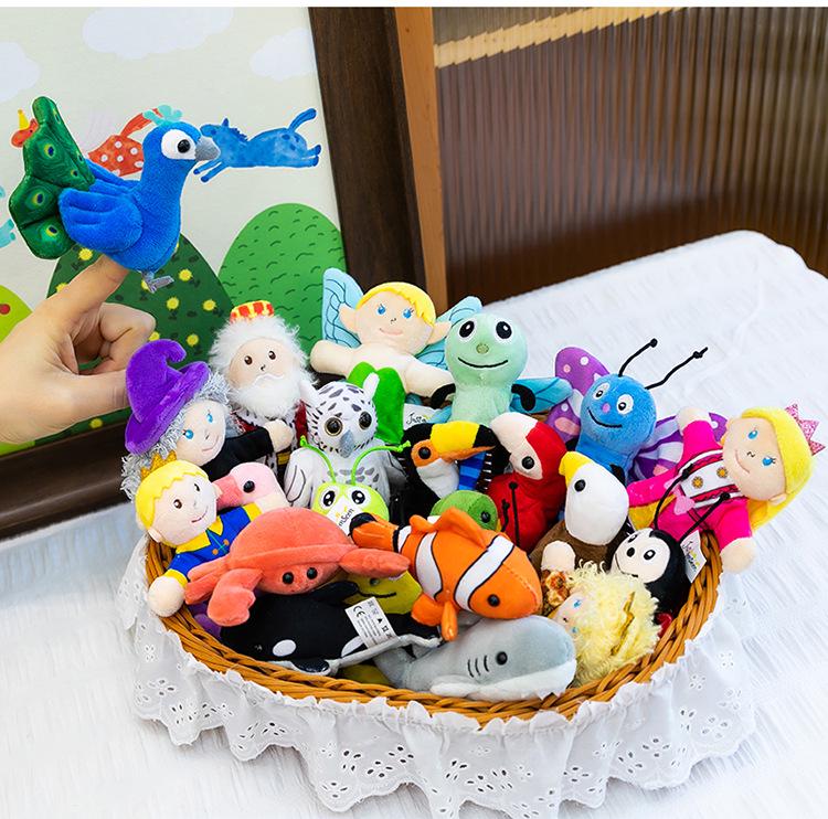 Family Finger Puppet Set for Parent-Child Play - Early Education & Kindergarten Teaching Aids