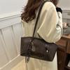 Vintage Fashionable Shoulder Bag Large Capacity Tote Bag Chic Design Black White Brown
