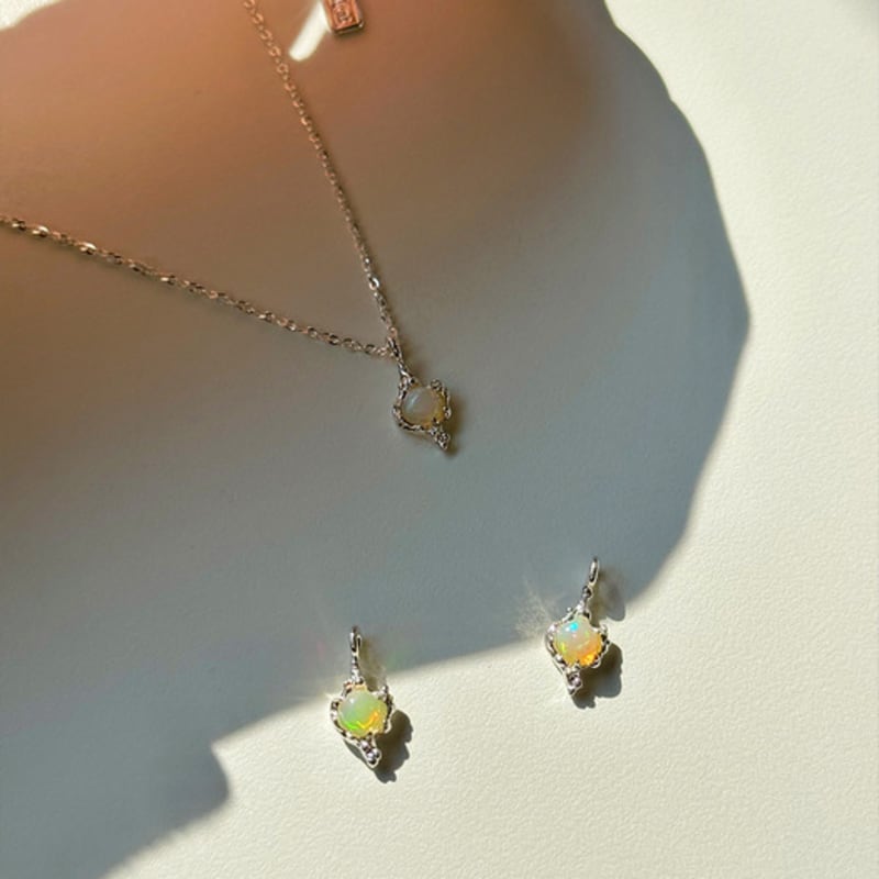 Salgat Opal Necklace