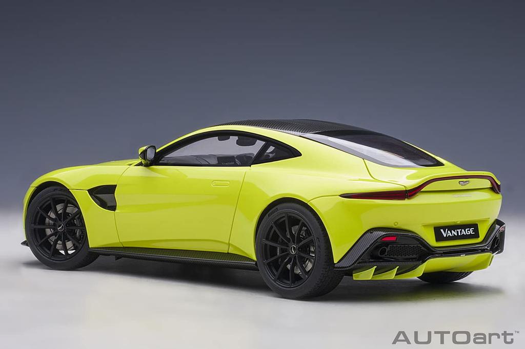 AUTOart Aston Martin Vantage 2019 Metallic Lime Black Roof Finished Product 70279 1/18 Green/Carbon
