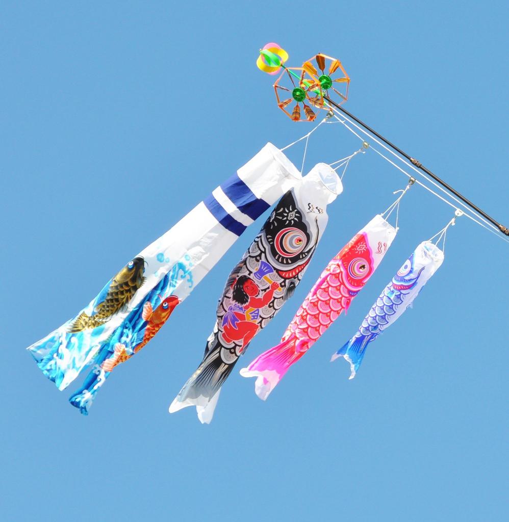 Hidemitsu Doll Workshop Miniature Koinobori Full Set with Stand and Mounting ZC6562A (Carp Streamer), Kakou, 1.5m, Brackets,