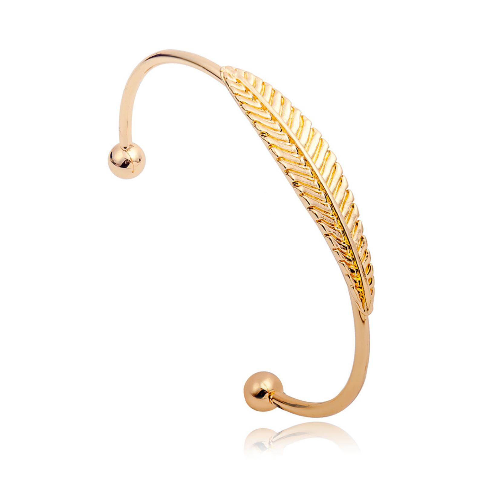 

Leaf Shaped Open Cuff Bracelet Adjustable Metal Bangle with Detailed Vein Pattern Lightweight Design for Everyday Wear and Special Occasions