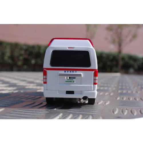 Diapet DK-3106 1/36 Scale Ambulance