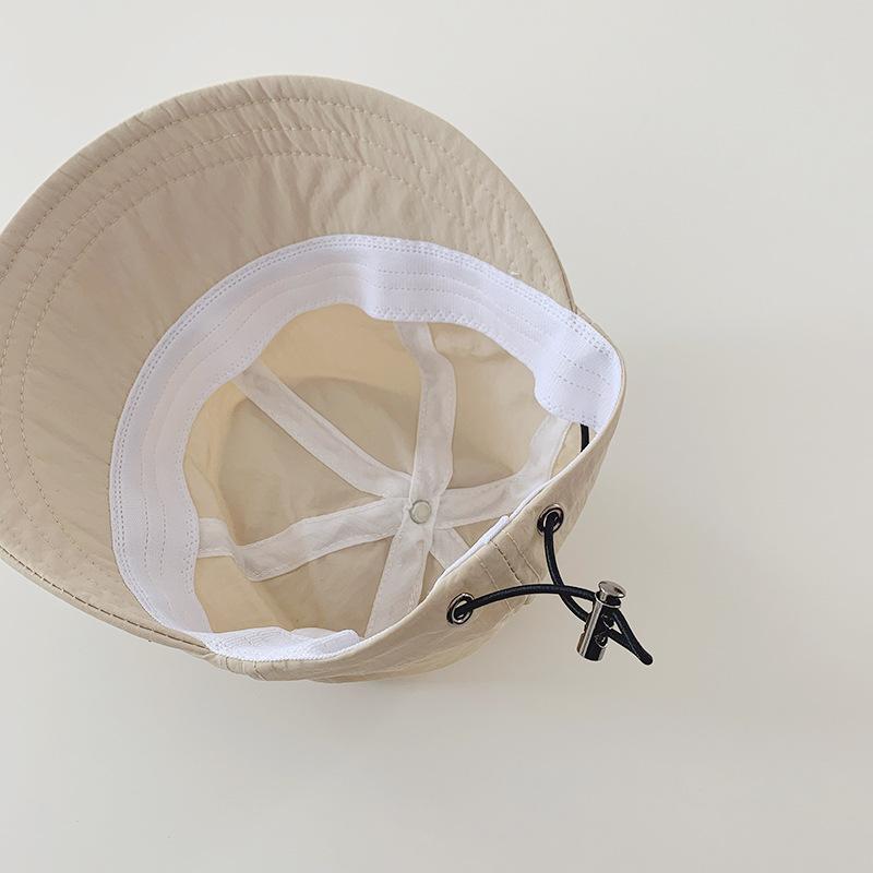 Sommer Baby Sonnenhut mit breiter Krempe Unifarbene Schirmmütze für Jungen Mädchen Koreanisch Verstellbarer Kordelzug Kinder Fischerhüte