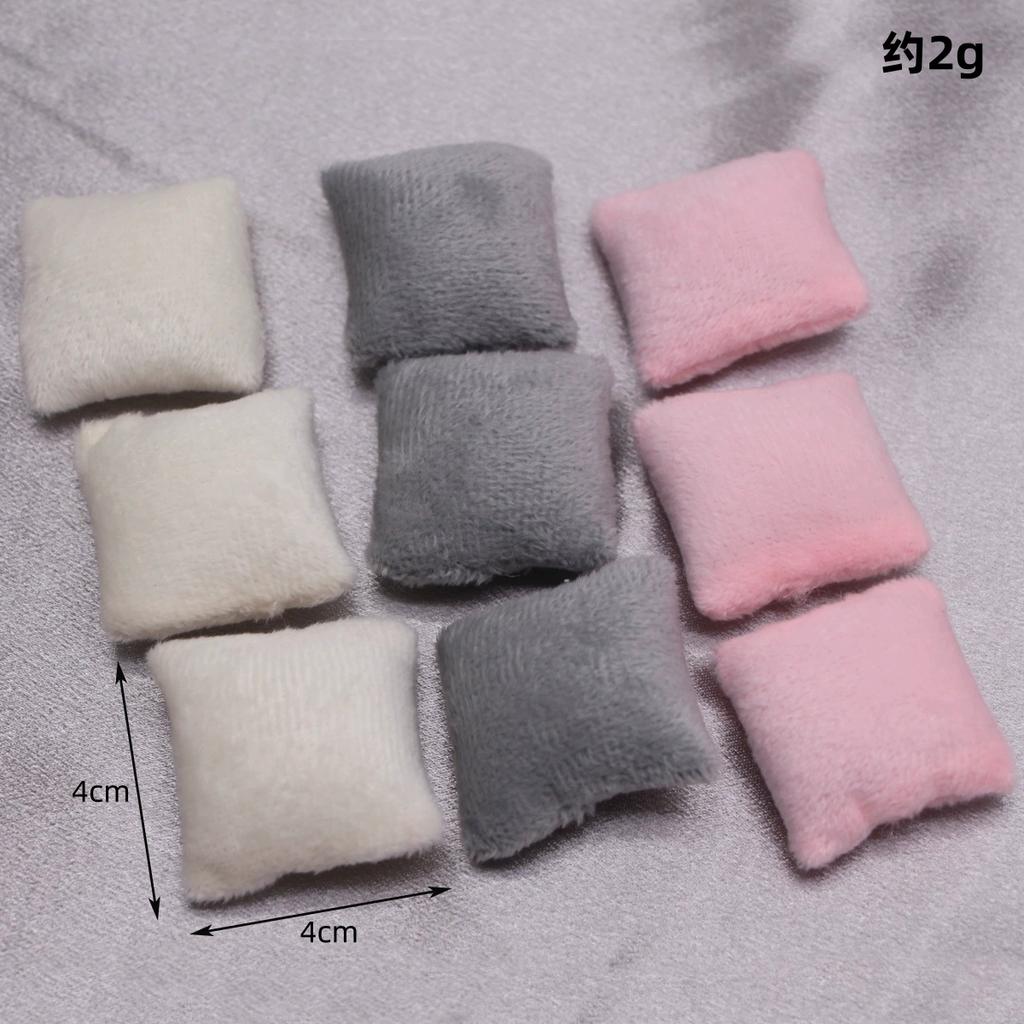 4 Stück 1/12 Puppenhaus Miniatur Kissen Kissen für Sofa Couch Bett Möbel Spielzeug