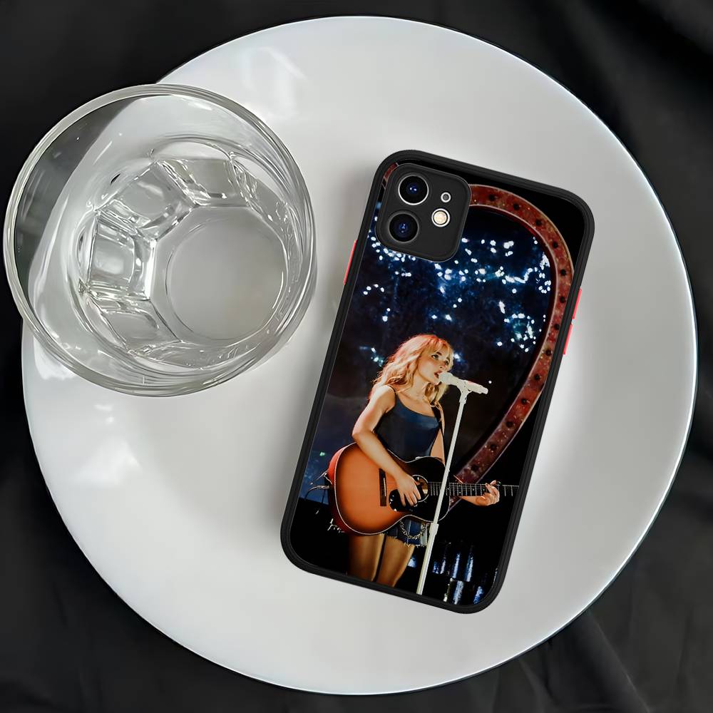 Singer S-Sabrina C-Carpenter For IPhone 16 13 15 11 12 14 Pro Max 15 16 Plus X XS MAX Matte Phone Cover