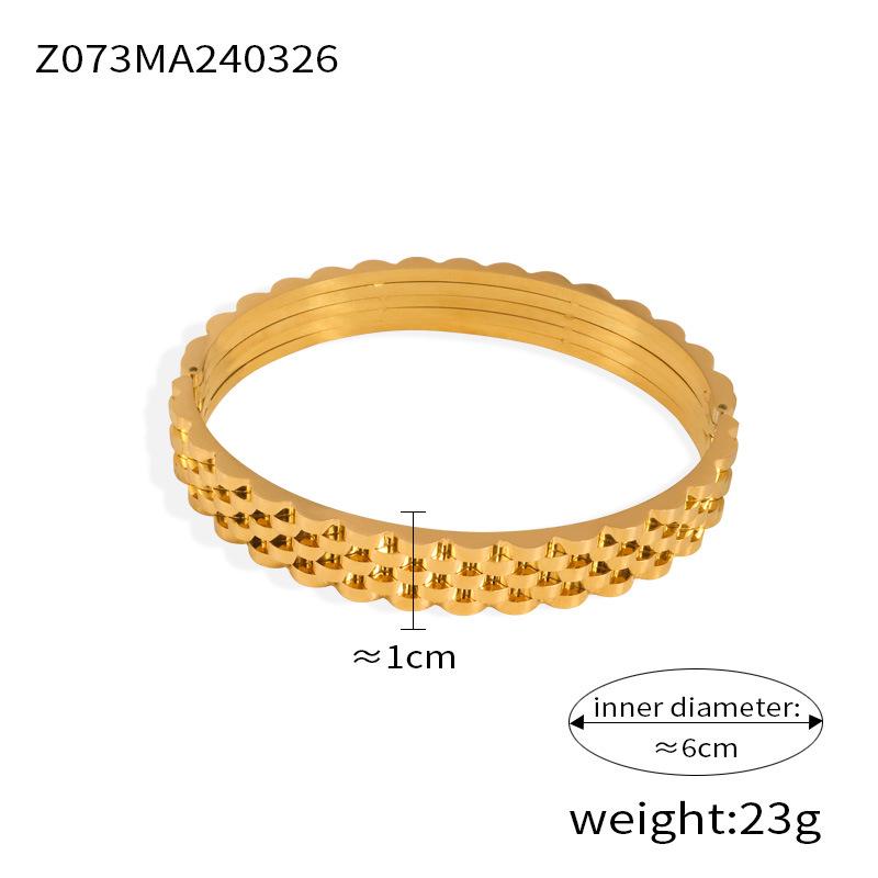 European & American Luxury Gold-Plated Titanium Steel Bracelet Set with Rhinestones & Open Design