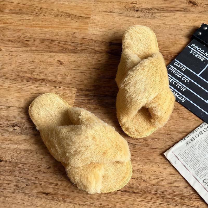 MVA-kompatible fluffy tøfler med åpen tå i kaninpels for grensehandel