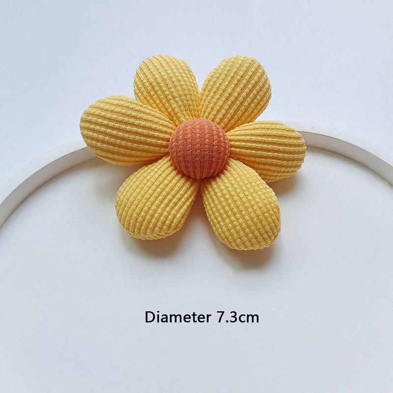 Cute Creative Knitted Cotton Filled Flower Brooch Badge Pins For Bag Backpacks Coat Brooch Decoration Accessories Couple Gift