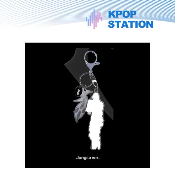 [Pre-order] XDINARY HEROES - 8th Mini Album [DEAD AND] Illustration Keyring Ver.