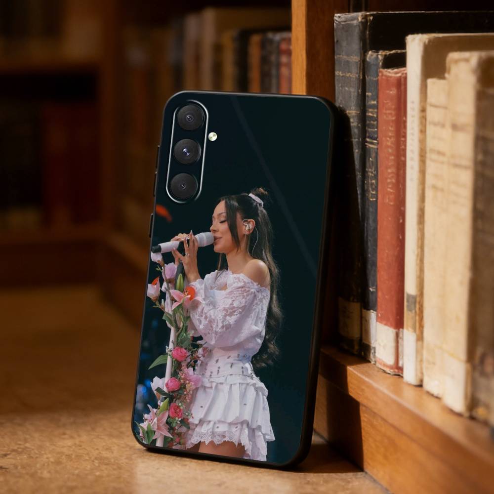

A-Ayliva She Knows Phone Case For Samsung S26,S25,S24,S23,S22,S21,Plus,Fe,Lite,Others Black Cover Samsung S235G
