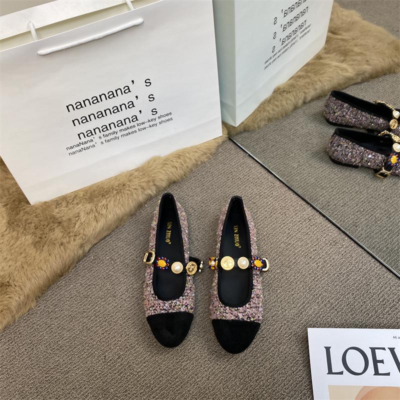 XINZHOU Xiaoxiangfeng Round Head Metal Buckle with Mary Jane Shoes Women's Shallow Mouth Rough Flower Versatile Flat-soled Single Shoes