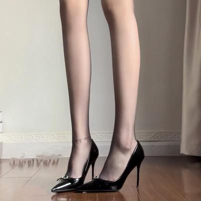 Nœud en strass talons hauts noirs femmes nouvel automne et hiver bout pointu talon fin cuir verni sœur royale sexy chaussures simples