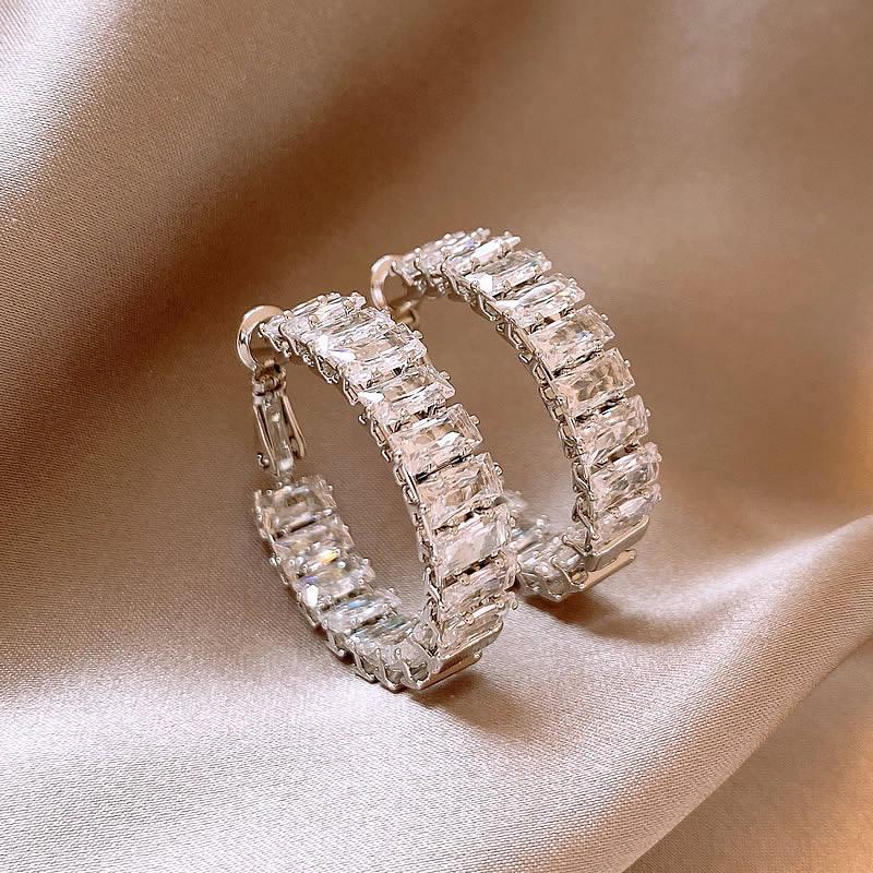 Trendy Irregular Crystal Circle Hoop Earrings For Woman Korean Fashion Statement Shiny Luxury Earrings Female Wedding Gifts