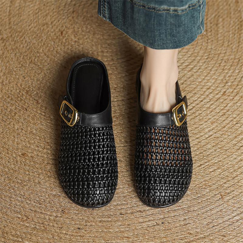 Fashion New Summer Slippers Summer Shoes Round Toe Low Heels Sandals for Women Fashion Hollow Out Split Leather Slippers Ladies Shoes