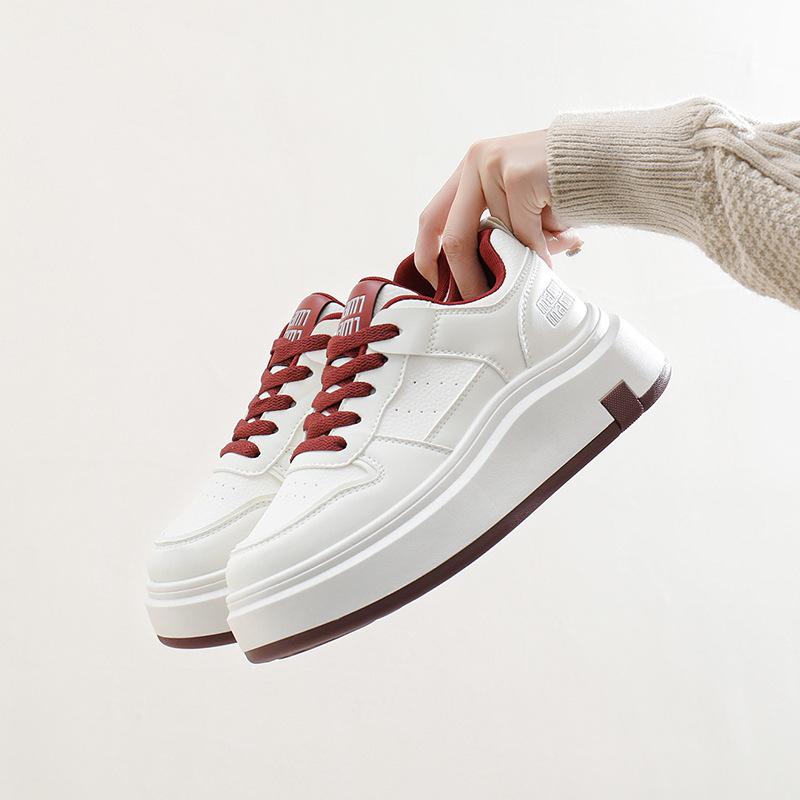 Chunky Platform Sneakers for Women Casual Non-Slip Lace-Up Lightweight Walking Shoes Women's Breathable Comfortable PU Leather Running Tennis Sneakers