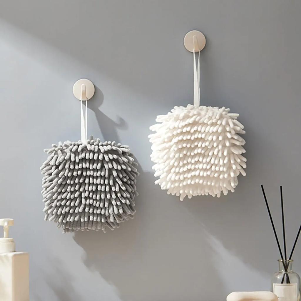1PC Kitchen and bathroom adsorption suspension, quick drying, fluffy and soft chenille handkerchief - random