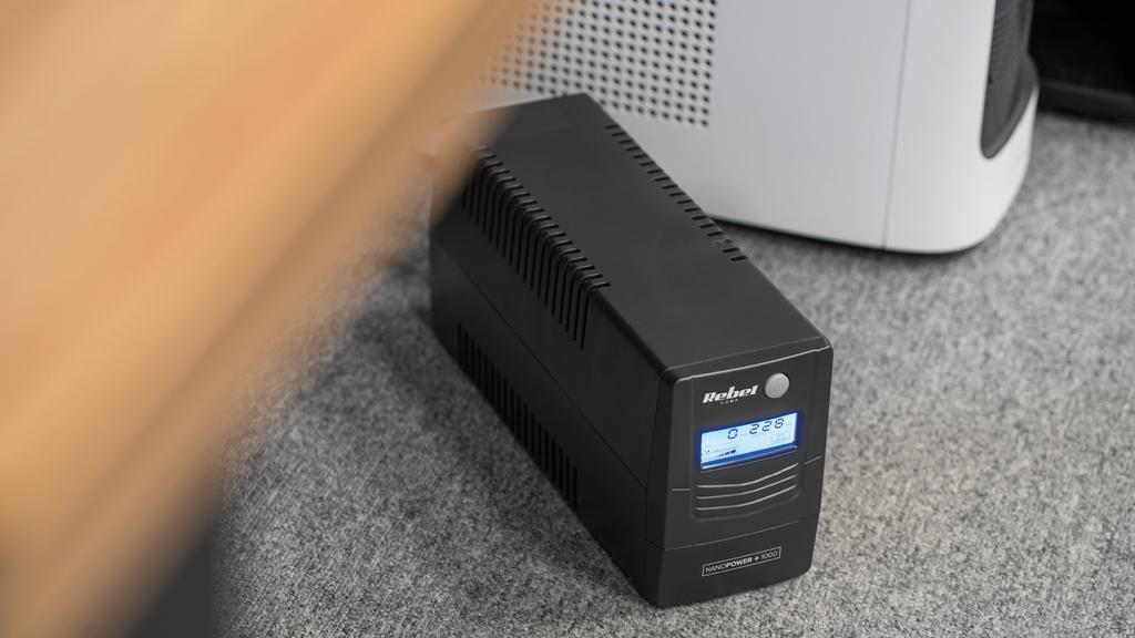 UPS REBEL Plus 850VA 480W LCD USB RJ45 computer emergency power supply