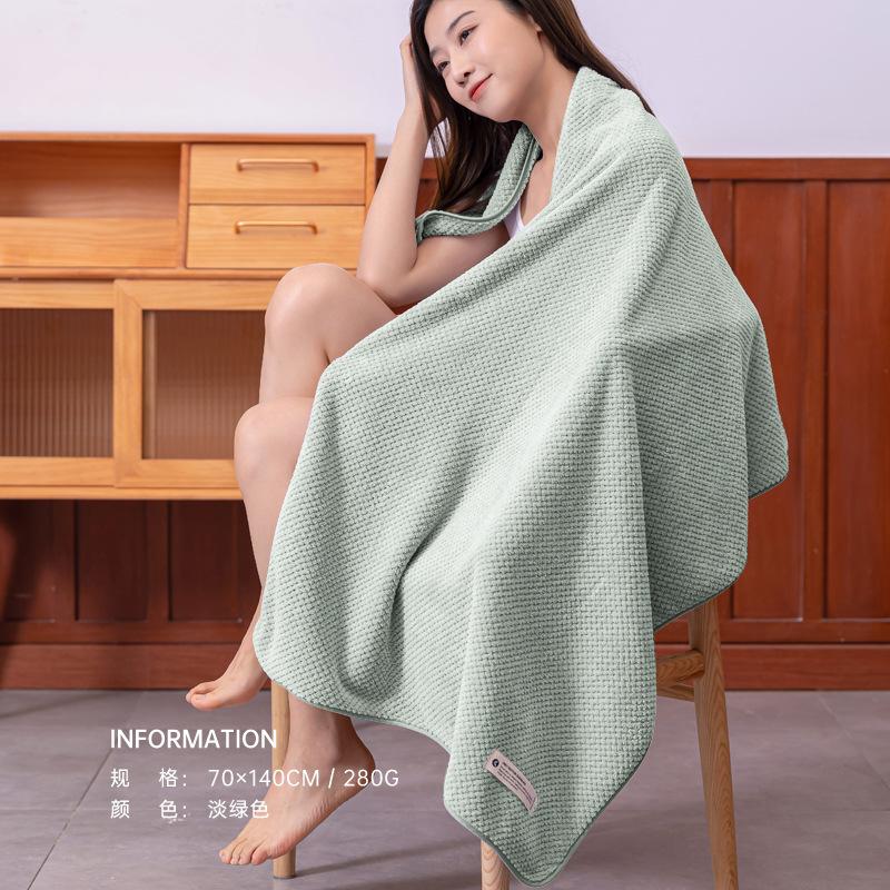 Towel Pineapple Grid Household Thickened Adult Bath Towel Couple Beach Towel Wrap Bath Towel