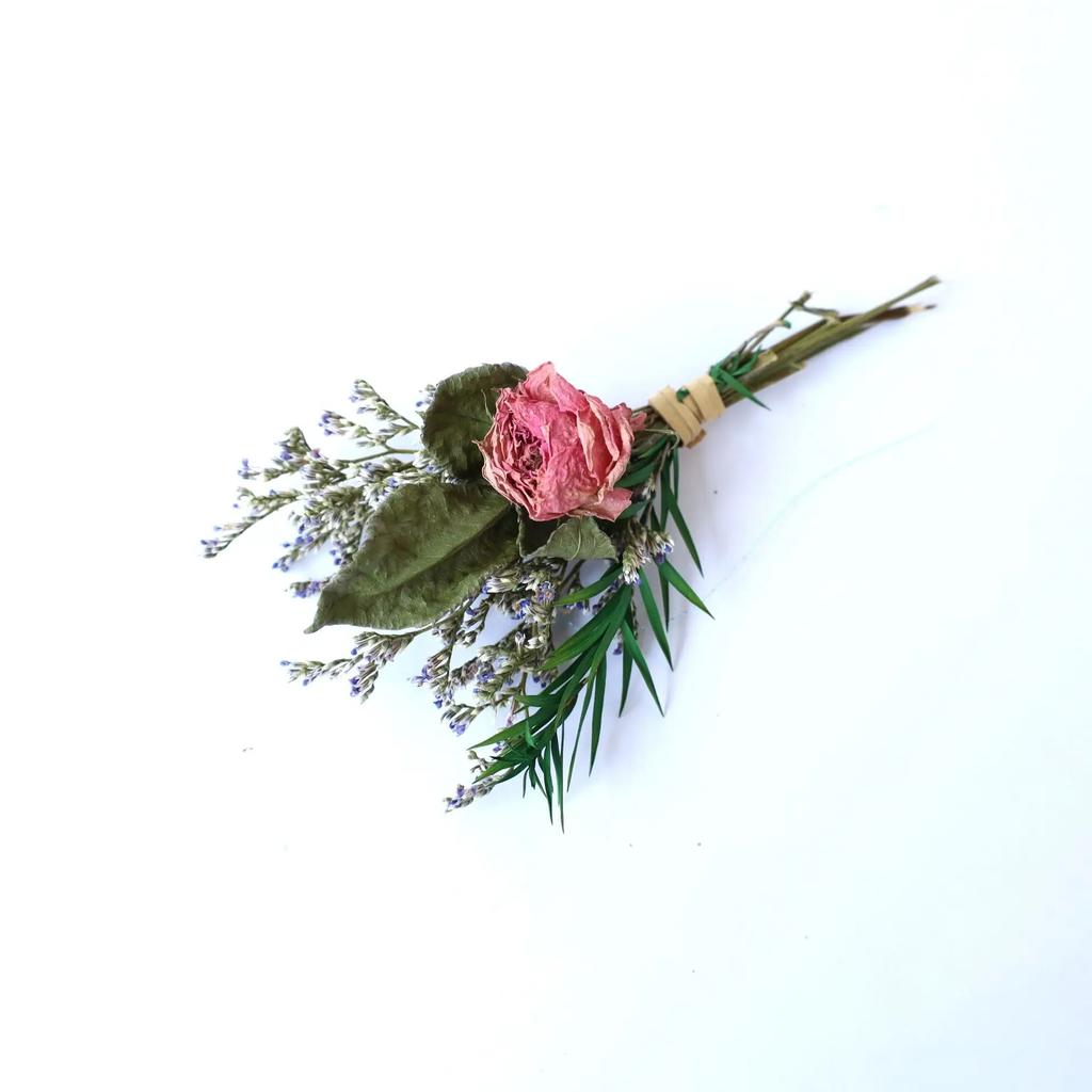 Dried Flower Bouquet High-Quality Fingertip Bouquet Greeting Card Decoration Versatile Diy Flower Kit For Diy Projects Event