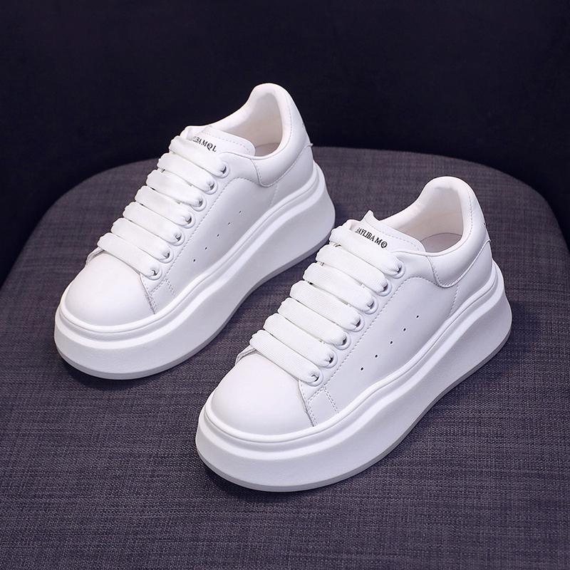 Nouvelles Chaussures de Course Décontractées à Bout Rond et Brides Croisées pour Femmes Mode Automne Augmentées Respirantes Confortables Chaussures de Sport NON:9302