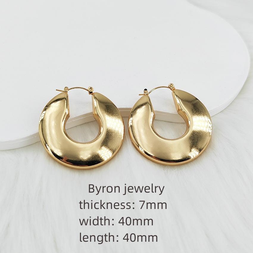 High Quality Women 18k Gold Plated Stainless Steel Huggie Earrings Hypoallergenic Jewelry Screw Twisted C-shape Hoop Earrings
