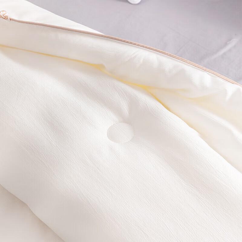 Mercury Home Textiles All-Season Soybean Fiber Quilt