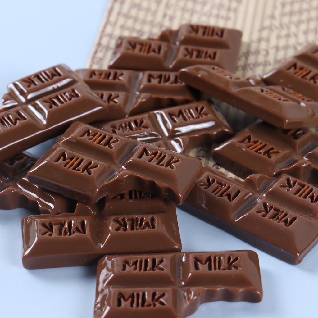 Mini Resin Chocolate Dessert Ornaments for DIY Phone Cases, Earrings, and Jewelry