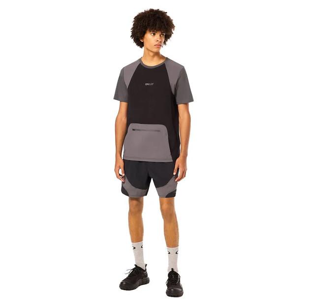 Oakley Verve RC Short Sleeve T-Shirt Kangaroo Pocket