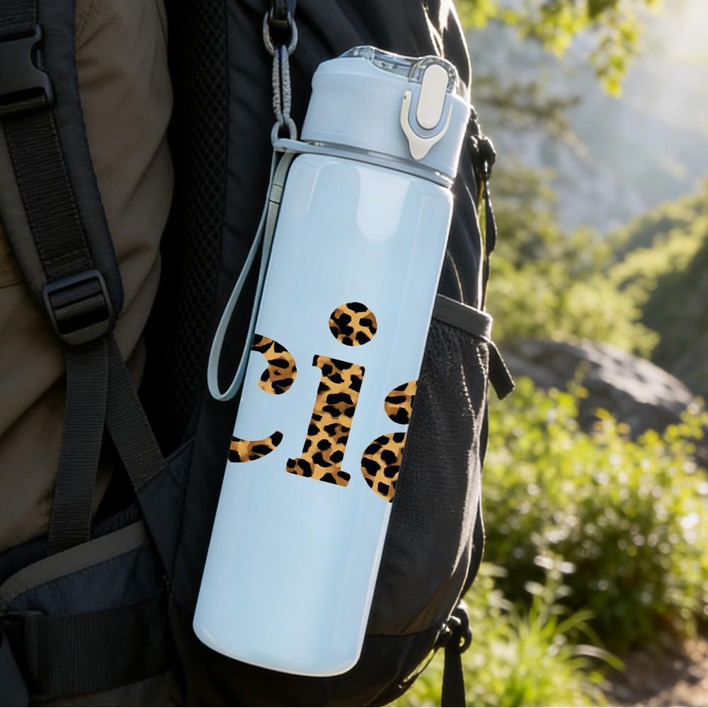 1PC Ciao Simple Text Art Print 750ml Color Plastic Sports Water Bottle Leakproof Flip Straw Lid Suitable for Sports Office Home Use