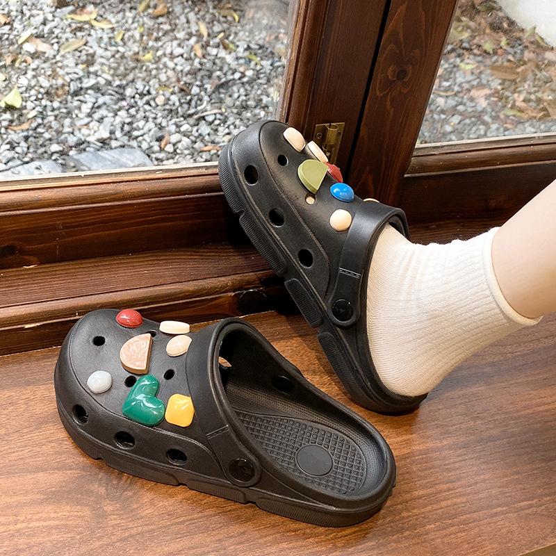 New fashionable and cute platform slippers women's summer couple non-slip beach outer hole shoes