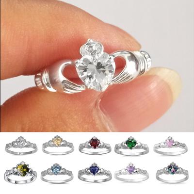 Hollow Noble Copper Engagement Ring Holding Heart Women Wedding Band Jewelry Accessaries