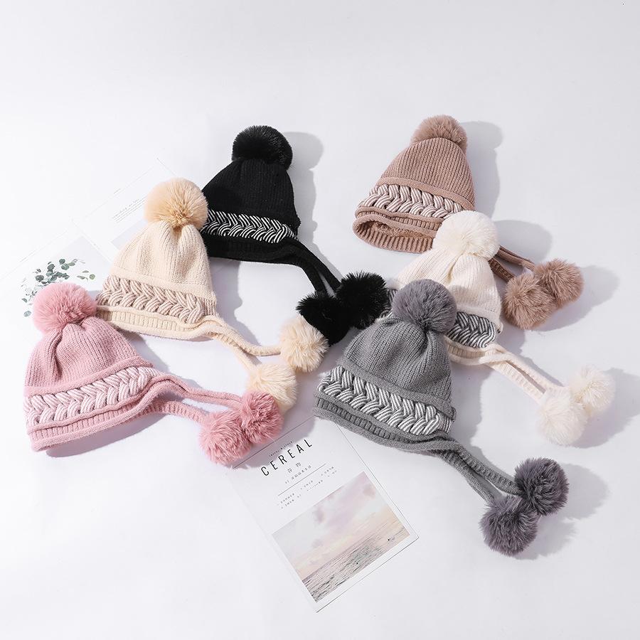 Knitted Hat for Women Color Matching Twisted Sanmao Ball Earmuffs Wool Hat Winter Versatile Casual Plus Velvet Warm Hat