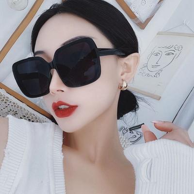 New Women Square Large Frame Sunglasses Classics Vintage Oversized Glasses Brand Designer Men Sun Glasses UV400 Gafas De Sol